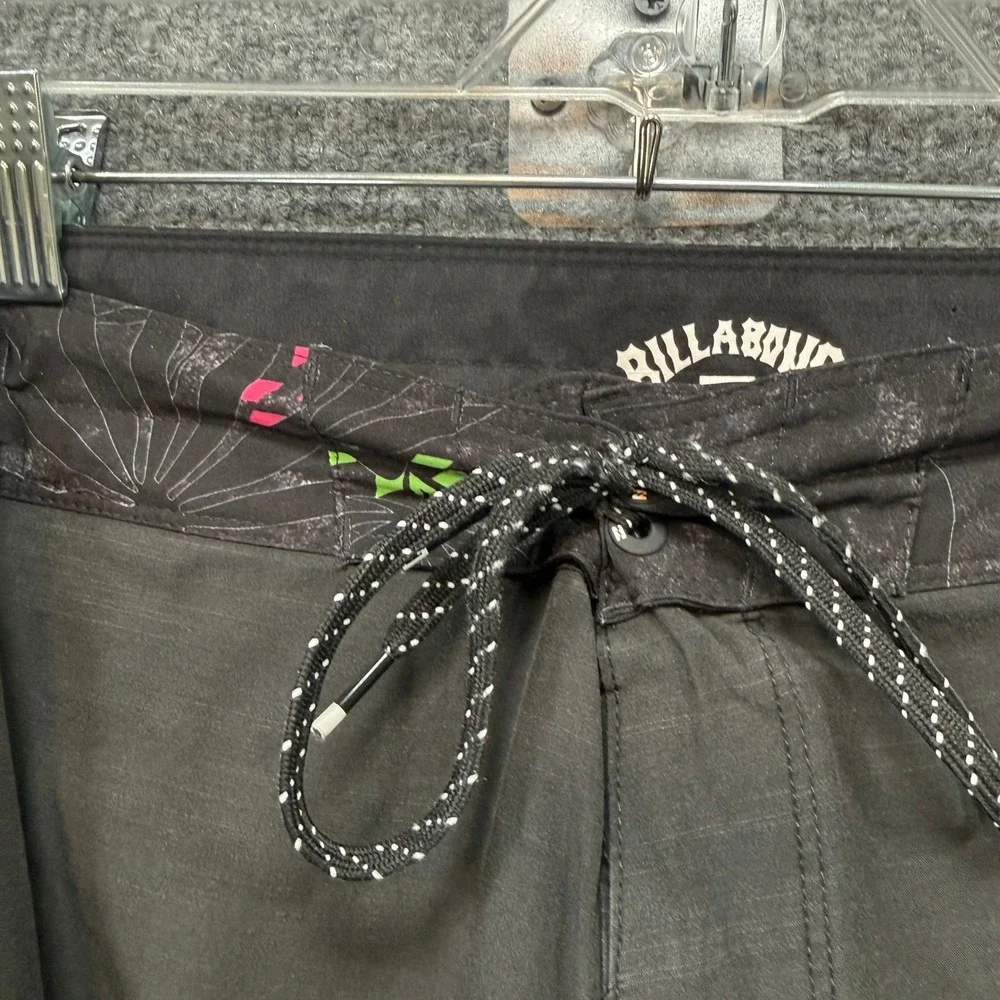 Billabong Board Shorts Mens 38 Black Floral Recycler 73 Pro Swim Trunks Surfwear